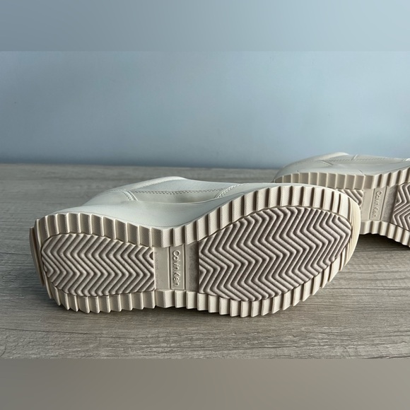 Calvin Klein Women's Pippy Lace-Up Platform Casual Sneakers Size 10 Ivory - Picture 9 of 12